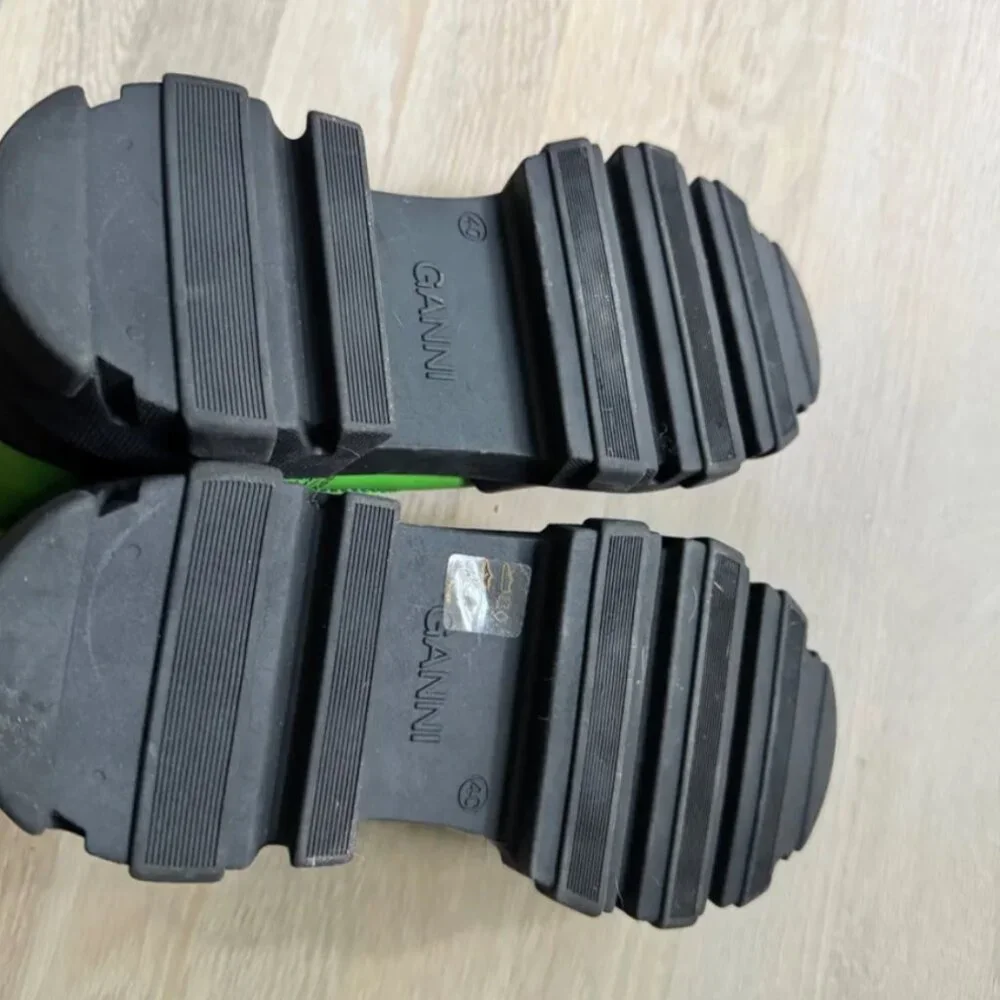 Ganni Low Chelsea Boots Flash Green EU 40  BRAND NEW NEVER WORN - Picture 4 of 6